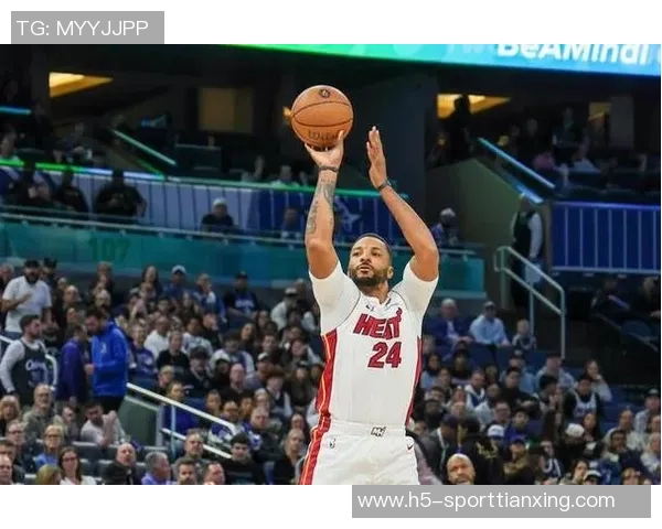 热火引进鲍威尔与丰泰基奥能否助力球队突破税务限制争夺新赛季荣誉